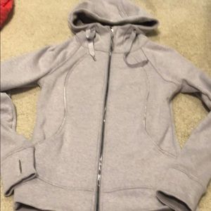 Velour lined lululemon scuba size 6